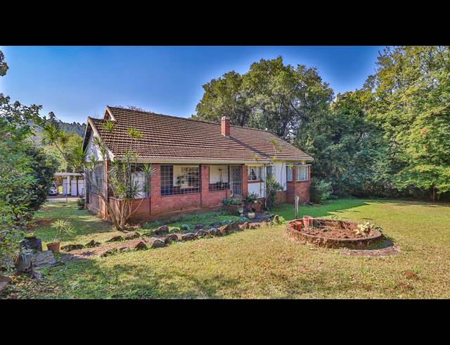 3 BEDROOM HOUSE FOR SALE IN BOUGHTON